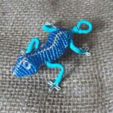 Small beaded gecko in turquoise