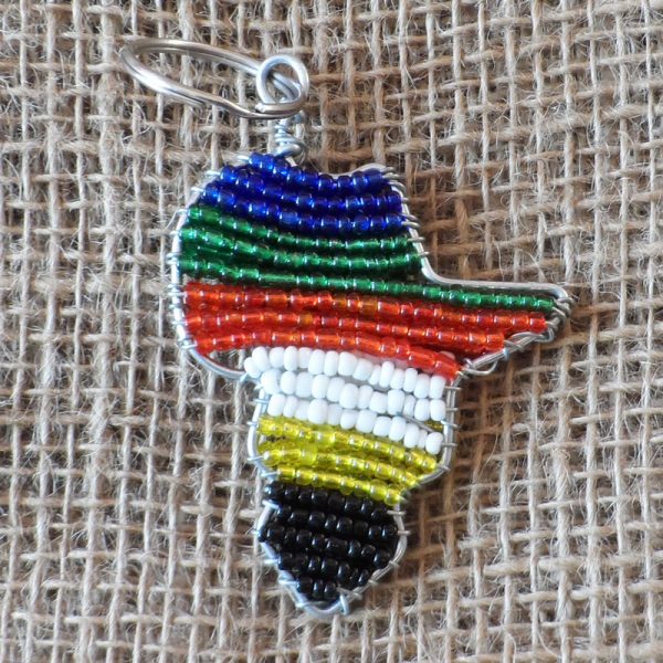 KYEAa-flat-keyring-beaded-map-of-Africa-wire-South-African-for-sale-bazaar-africa