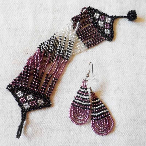 Zulu1-dangling-seed-bead-earrings-bracelet-for-sale-bazaar-africa